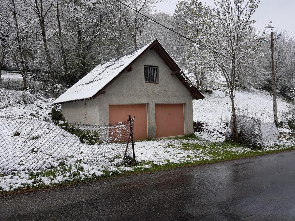 Gite Familial Fouga Bareilles Exterior foto