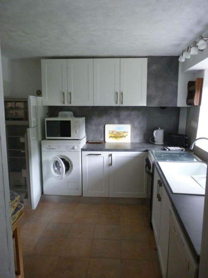Gite Familial Fouga Bareilles Exterior foto